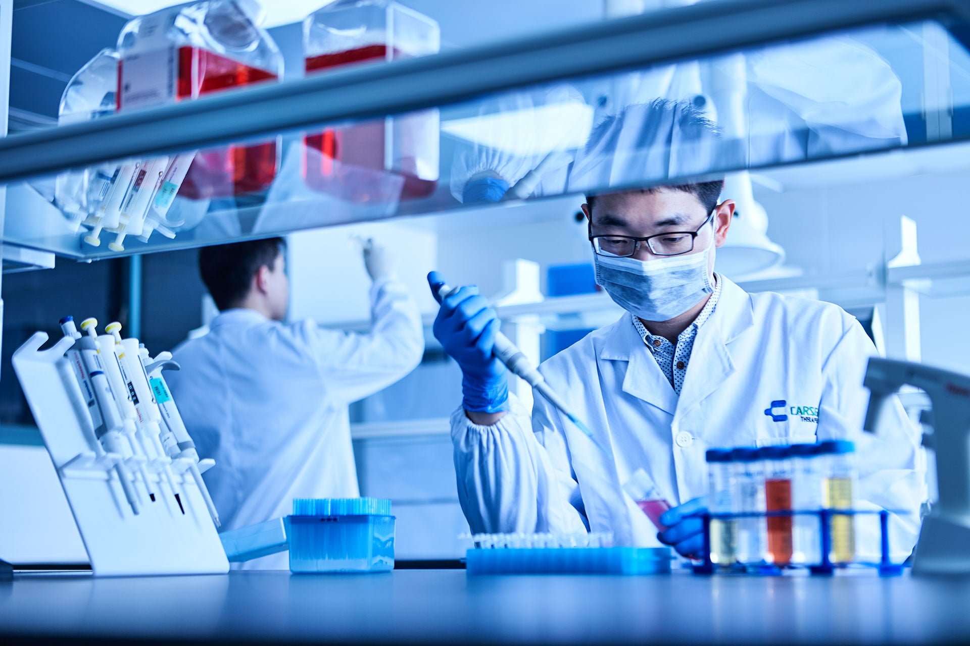 CarsGen corporate photography on-location in their labs in shanghai. Shanghai photo studio specialized in corporate photography.