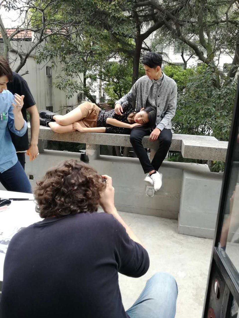 Behind the Scenes: Jeremy and Xiaohe posing for a fashion lifestyle editorial. Shanghai photo studio specialized in lifestyle photography.
