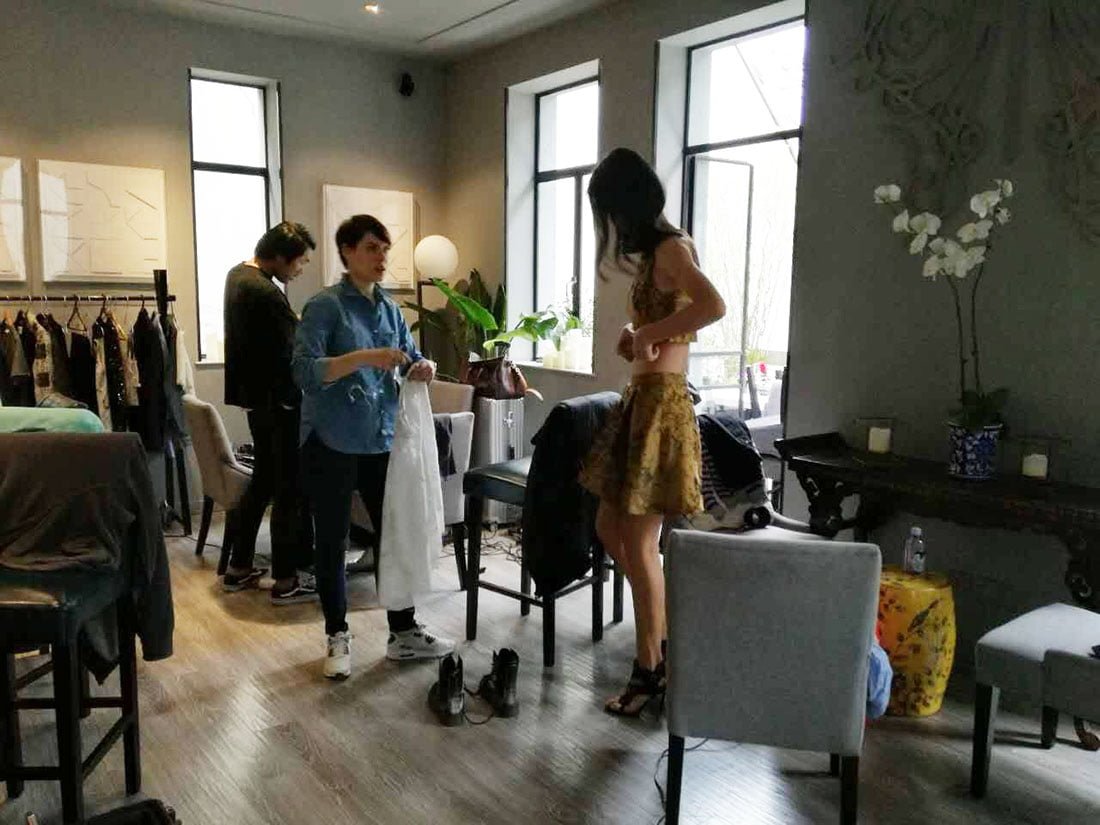 Behind the Scenes: Jeremy and Xiaohe posing for a fashion lifestyle editorial. Shanghai photo studio specialized in lifestyle photography.