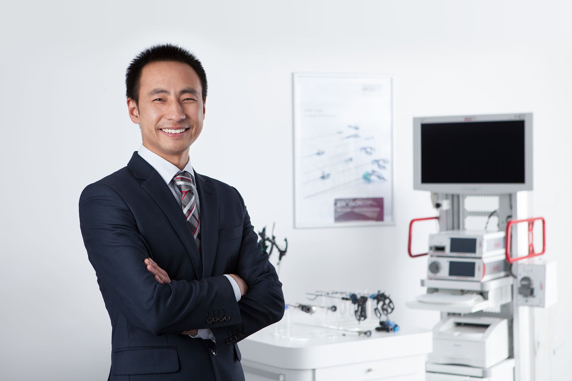 Richard Wolf Medical instruments, corporate photography on-location in their shanghai labs. Shanghai photo studio specialized in corporate photography.